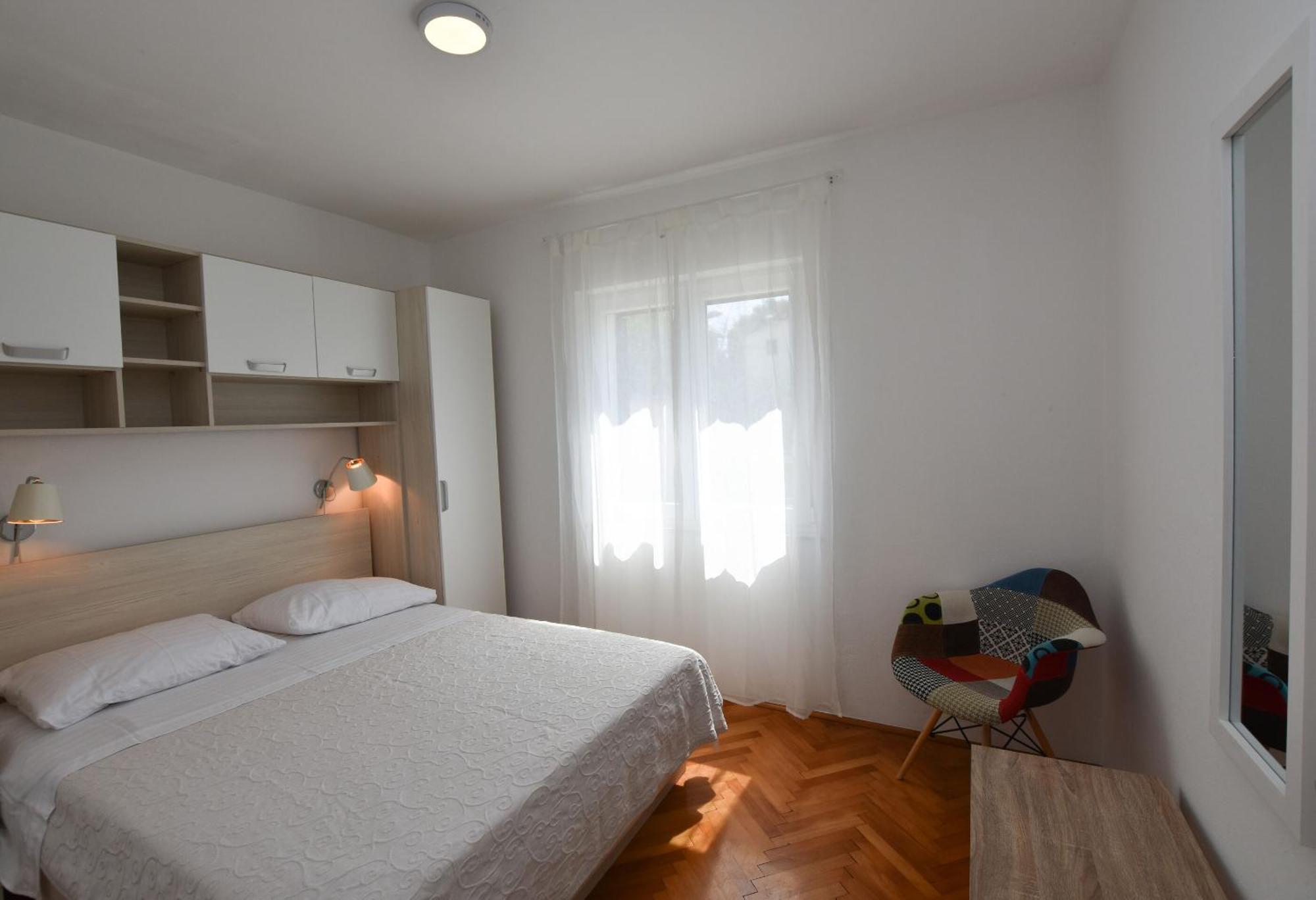 Apartments Guzela Primošten Rom bilde